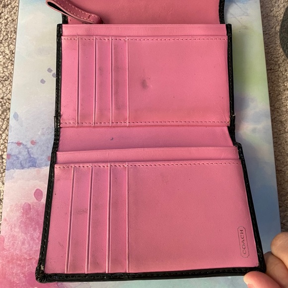 Coach Wallet - Picture 4 of 4